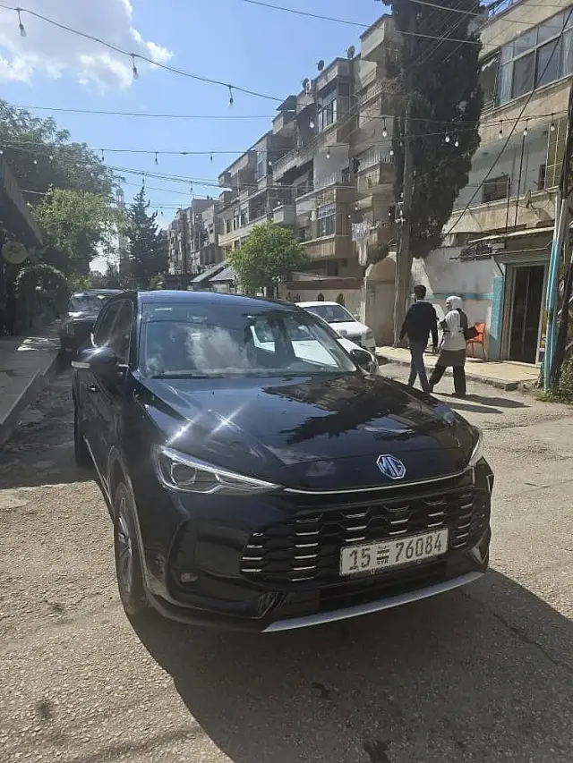 إم جي ZS 2026 أسود أوتوماتيك للإيجار اليومي في البغطاسية، حمص - صورة 2