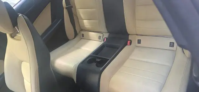 مرسيدس C250 كوبيه 2012 بمحرك 2500 سي سي و250 حصان في قدسيا - صورة 6