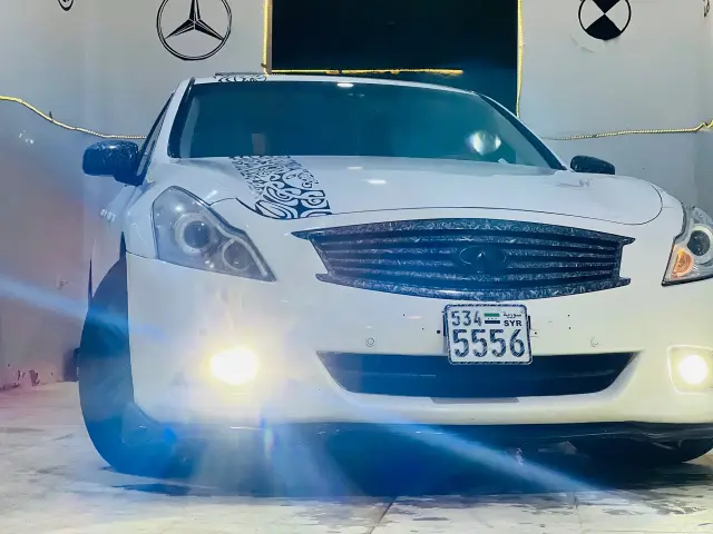 إنفينيتي جي سيدان بيضاء 2012 بمحرك 316 حصان في حرستا - صورة 2