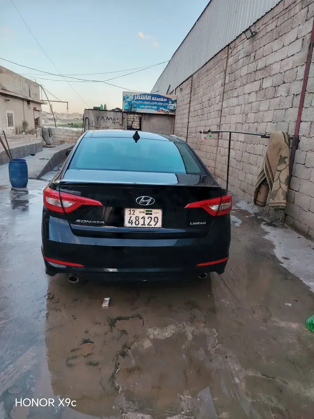هيونداي سوناتا 2015 سيدان أسود بسقف بانورامي في العزيزية حلب - صورة 6