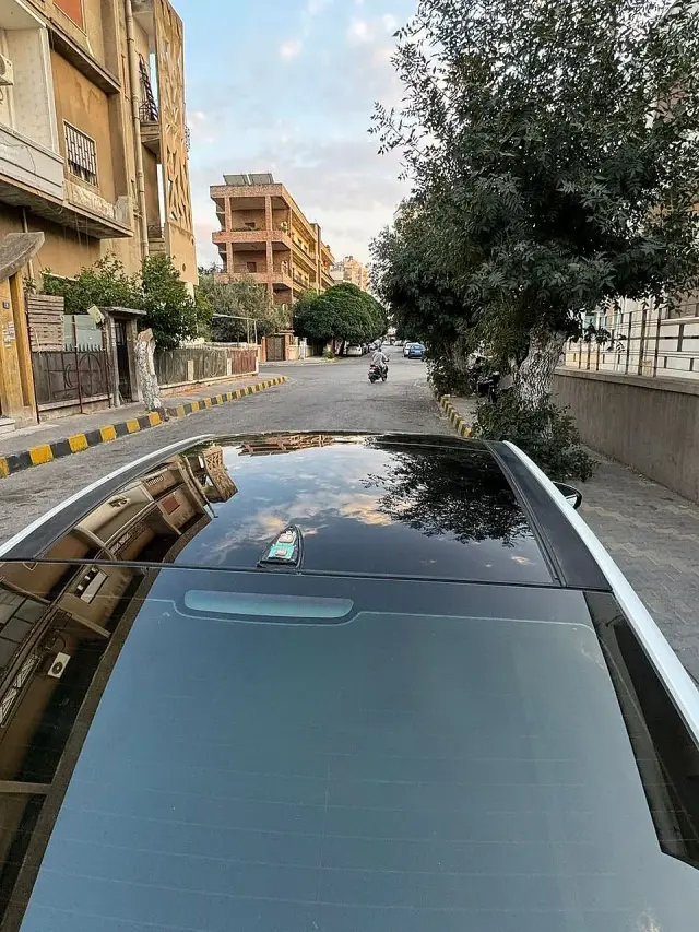 كيا K7 2016 بيضاء بمحرك 220 حصان وسقف بانورامي في الغوطة بحمص - صورة 11