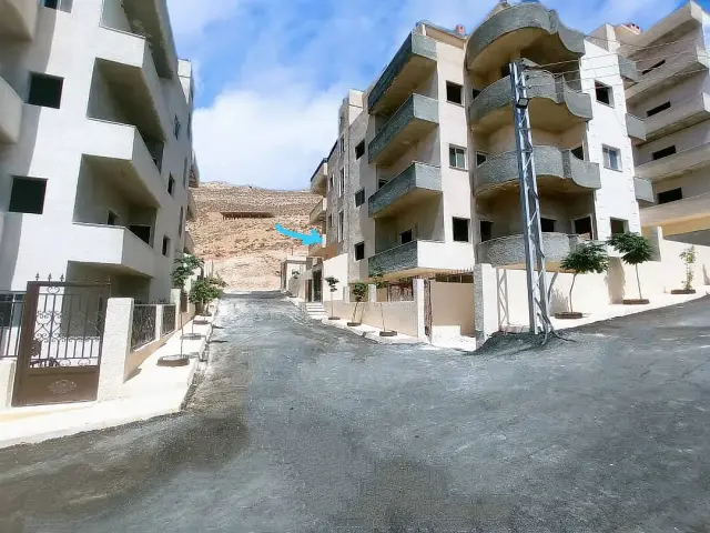 شقة واسعة من 140 م² في التل بطابو أخضر ومصعد وثلاث برندات - صورة 5
