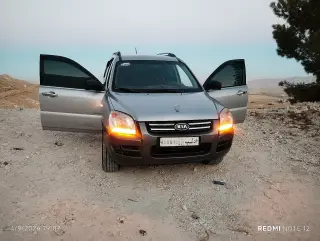 كيا سبورتاج 2005 رمادية أوتوماتيك بمحرك مازوت في المزة الغربية