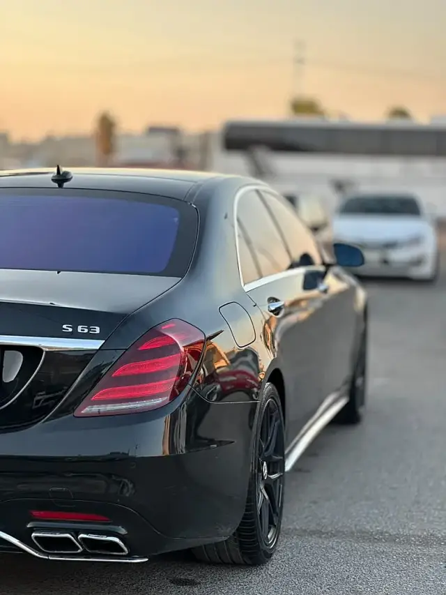 مرسيدس بنز S63 موديل 2020 بمحرك 599 حصان ودفع رباعي في البياضة حمص - صورة 10