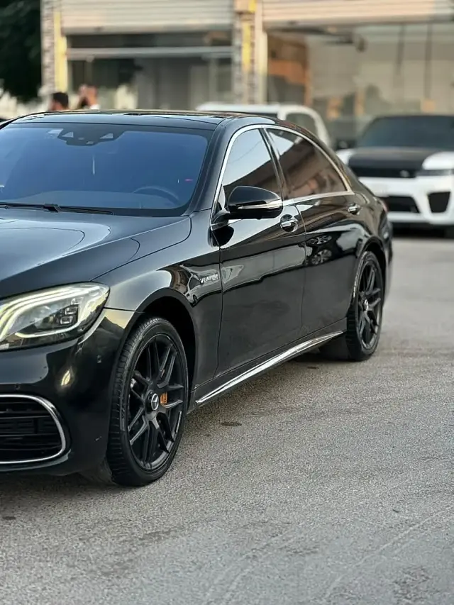 مرسيدس بنز S63 موديل 2020 بمحرك 599 حصان ودفع رباعي في البياضة حمص - صورة 4