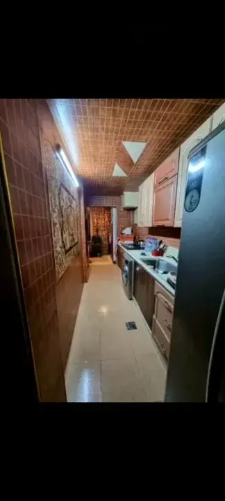 شقة للبيع في برزة بأربع غرف نوم ومساحة ١٠٨ م² واتجاهات متعددة - صورة 4