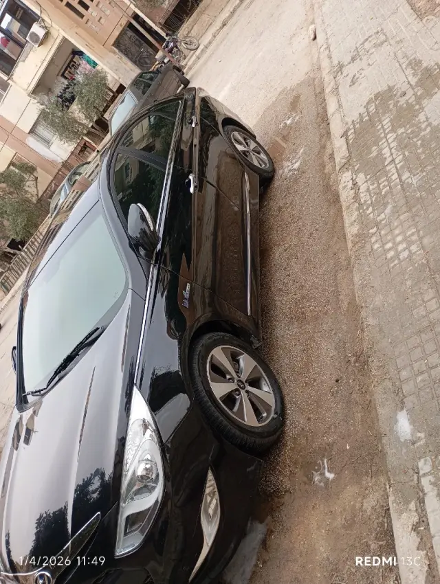 سيارة هونداي سوناتا موديل 2012 للبيع - صورة 3