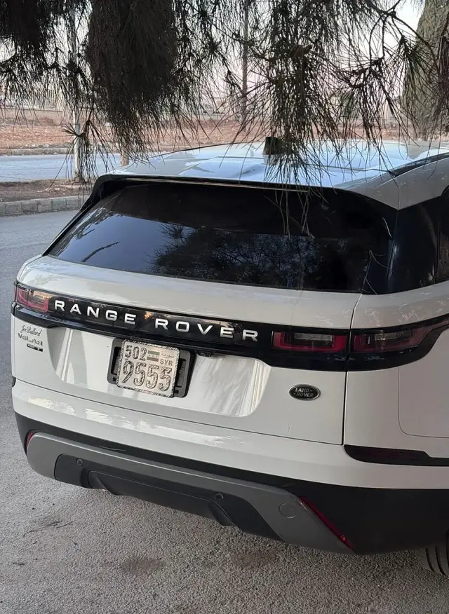 رينج روفر 2020 أبيض بمحرك 256 حصان ودفع رباعي في الشهداء بحلب - صورة 10