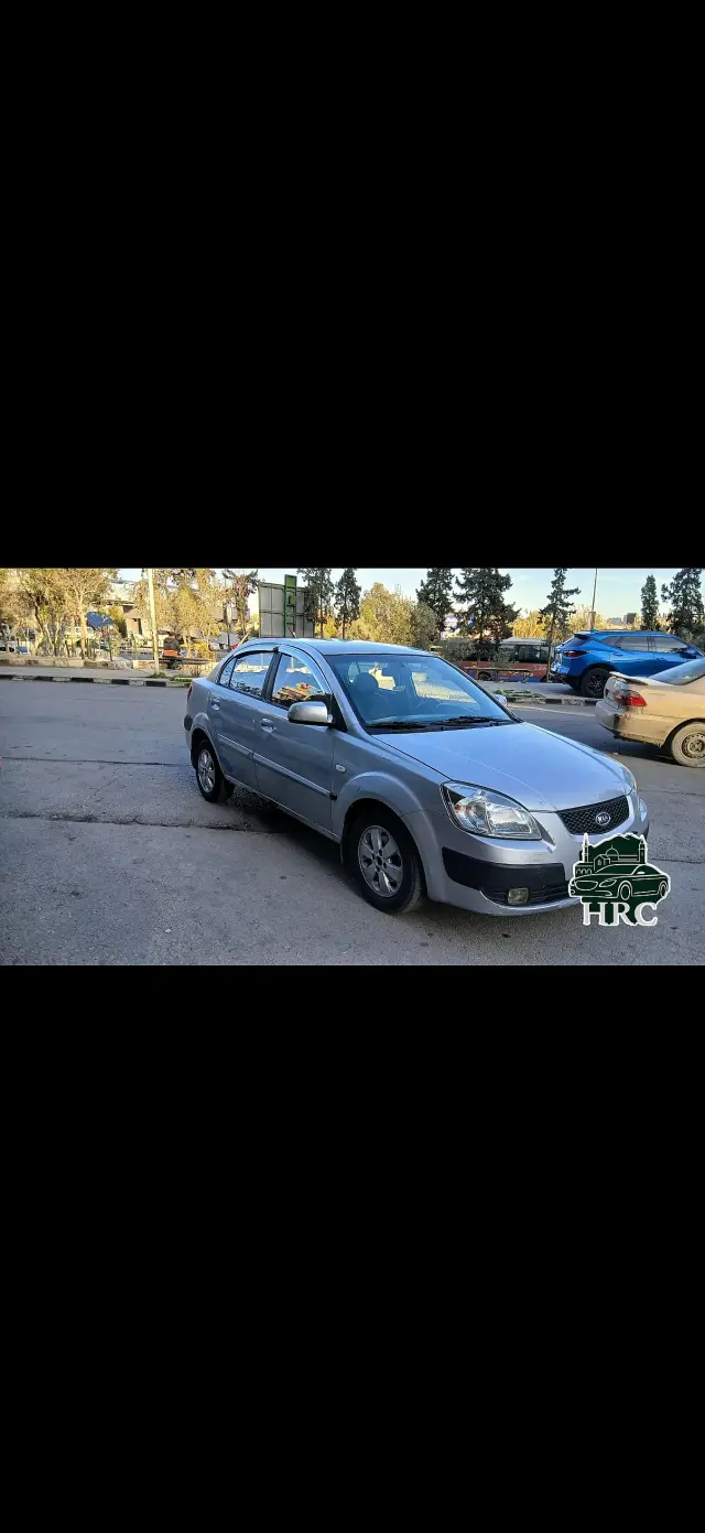كيا ريو سيدان 2008 فضية بتجهيزات كاملة للإيجار اليومي في الأيوبية - صورة 5