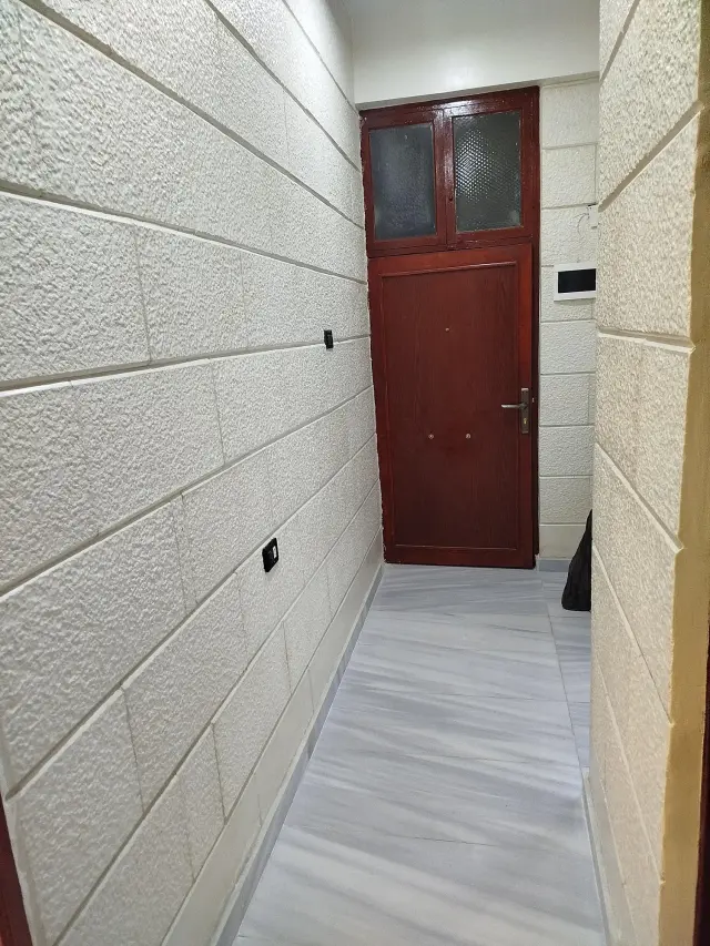 عيادات طبية أو مهن فكرية للإيجار الشهري في العباس بدمشق، 62 م² على الشارع العام - صورة 9