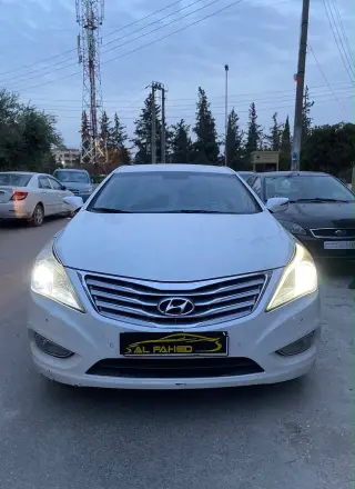 هيونداي أزيرا سيدان 2011 بيضاء أوتوماتيك بمحرك 2400 سي سي في الفرقان بحلب