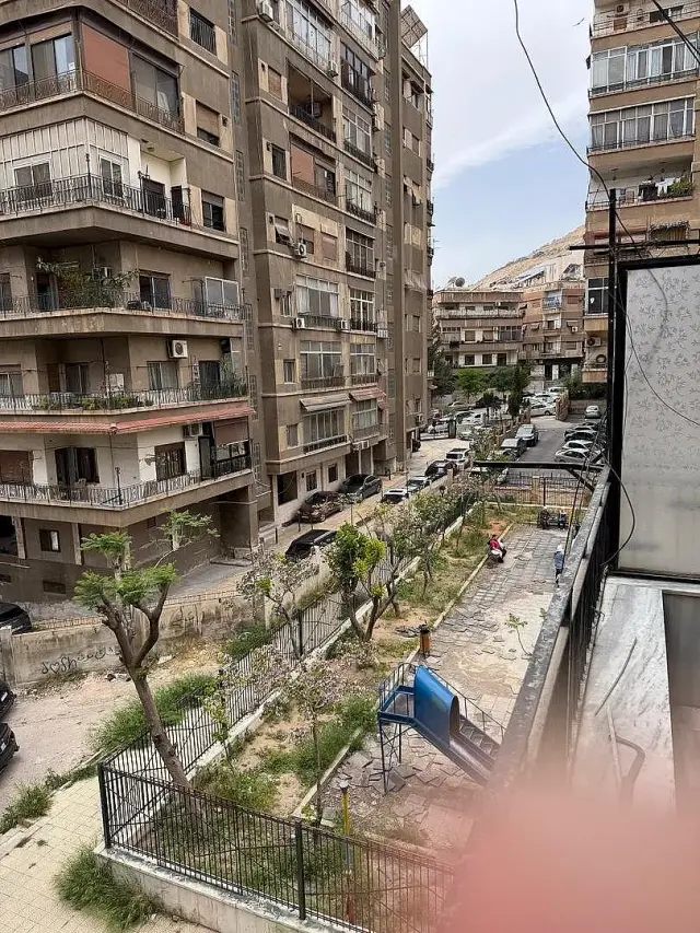 شقة ثلاث غرف بمساحة 180 م² في أبو جرش بدمشق مع مصعد وكراج - صورة 9
