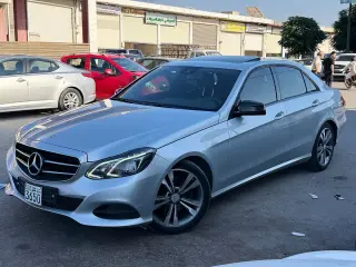 مرسيدس E220 سيدان 2016 بمحرك 220 حصان وكاميرا خلفية في البياضة بحمص