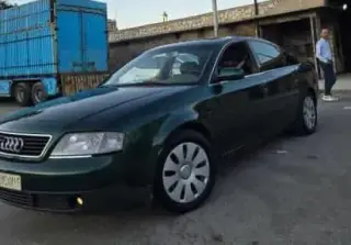 أودي A6 سيدان سوداء موديل 2000 بمحرك بنزين 2000 سي سي وجير أوتوماتيك في سيف الدولة بحلب