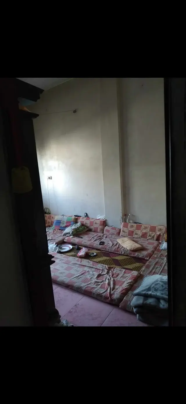 بناء كامل من ثلاثة طوابق بواجهة جنوبية في دير بعلبة الجنوبي، حمص - صورة 8