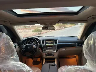 مرسيدس بنز دفع رباعي 2020 بيضاء أوتوماتيك بمحرك بنزين 3000 سي سي في حلب