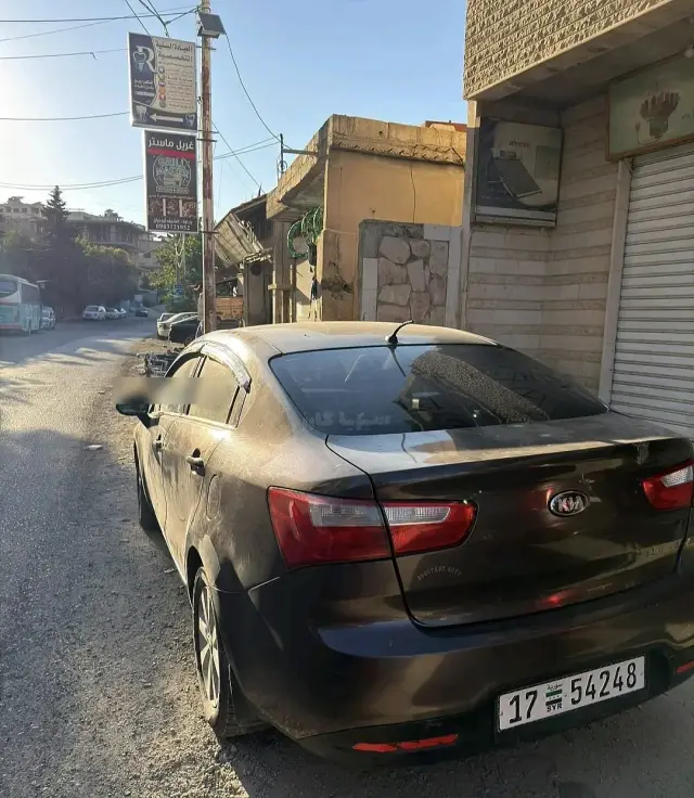 كيا ريو 2013 أوتوماتيك بمحرك 1400 سي سي وحساسات خلفية في القصور - صورة 3