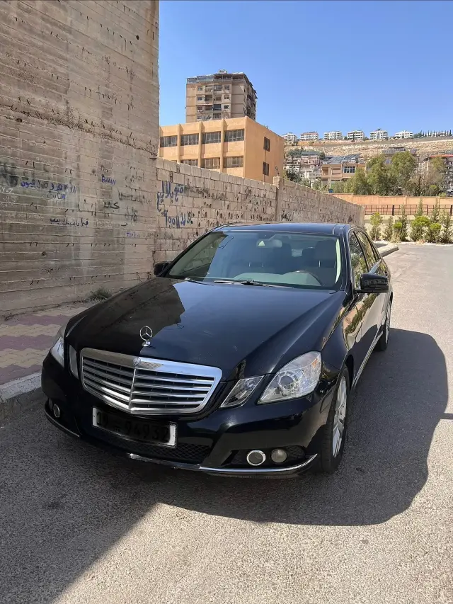 مرسيدس بنز E350 موديل 2010 سيدان بانوراما وفتحة سقف في مشروع دمر دمشق - صورة 2