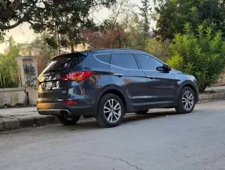 هيونداي SUV أسود موديل 2013 بمحرك بنزين 2000 سي سي وجير أوتوماتيك في حلب