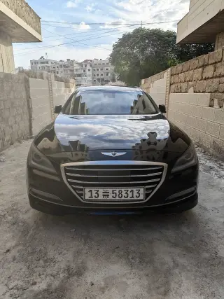 هيونداي جينيسيس موديل 2015 بمحرك 3800 سي سي وسقف بانورامي في داريا