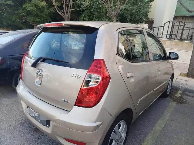 هيونداي i10 هاتشباك 2012 بمسافة 112000 كم وتجهيزات مريحة في دمر - صورة 6