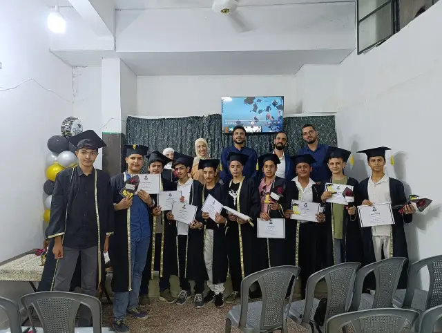 دروس فيزياء وكيمياء بأسلوب مبسط مع المدرس عدنان أبو فارس في شاغور براني - صورة 9