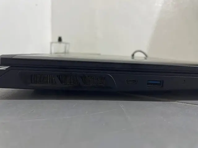 لابتوب مستعمل من إم إس آي بمعالج Core Ultra 9 وشاشة 16 بوصة مع كفالة في التل - صورة 3