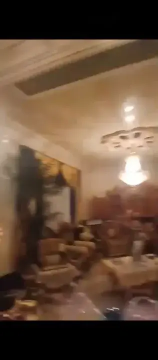 شقة بست غرف و260 م² في الفرقان بحلب، بحمامين وواجهتين غربية وشمالية - صورة 4