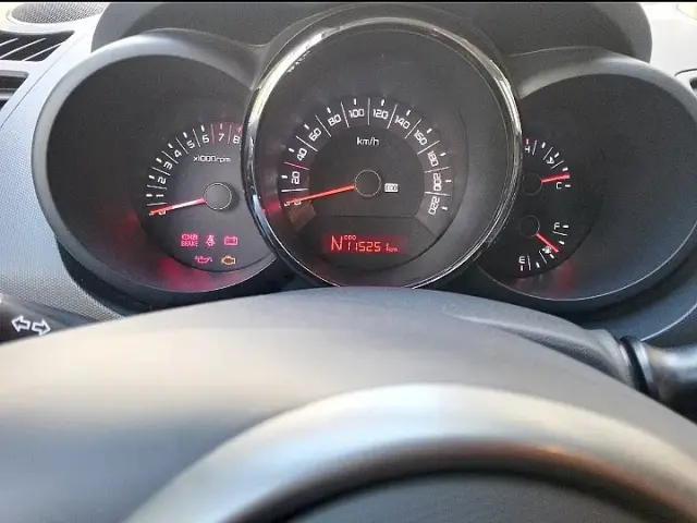 كيا سول كروس أوفر 2010 بمحرك 1600 سي سي وناقل أوتوماتيك في التل - صورة 6