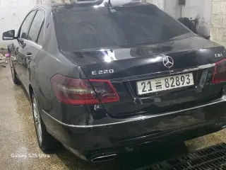 مرسيدس بنز E220 سيدان 2014 سوداء بمحرك مازوت 2600 سي سي وجير أوتوماتيك في حلب